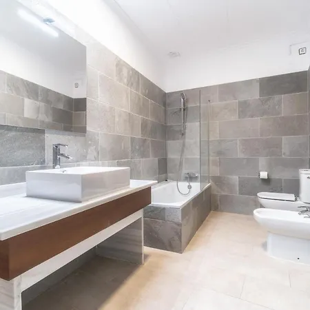 度假居 Newly Renovated Large With Garden *