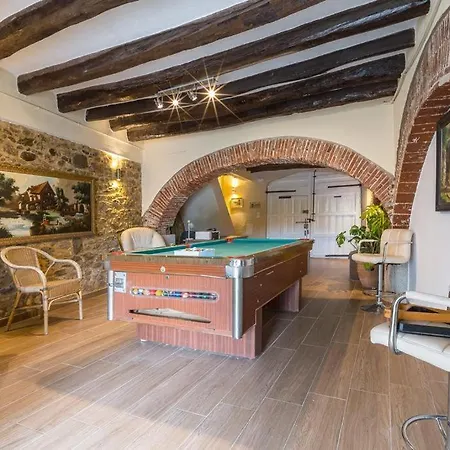 Newly Renovated Large Villa With Garden * Castello  D'Empuries