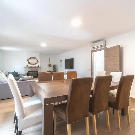 Newly Renovated Large With Garden Castelló d'Empuries