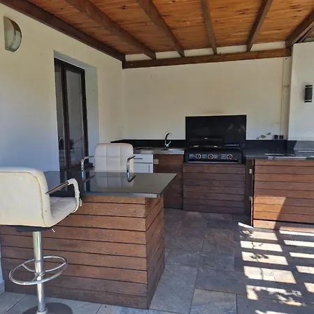 Σπίτι διακοπών Newly Renovated Large With Garden Castelló d'Empuries