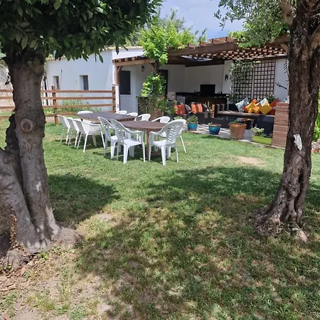 Newly Renovated Large Villa With Garden Castello  D'Empuries