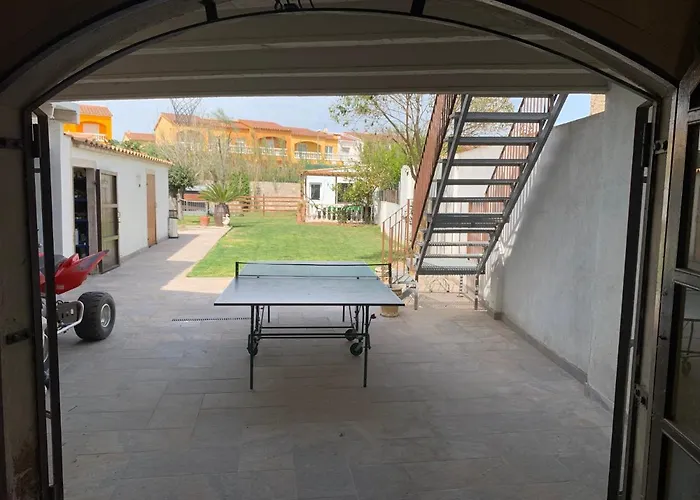 Newly Renovated Large With Garden